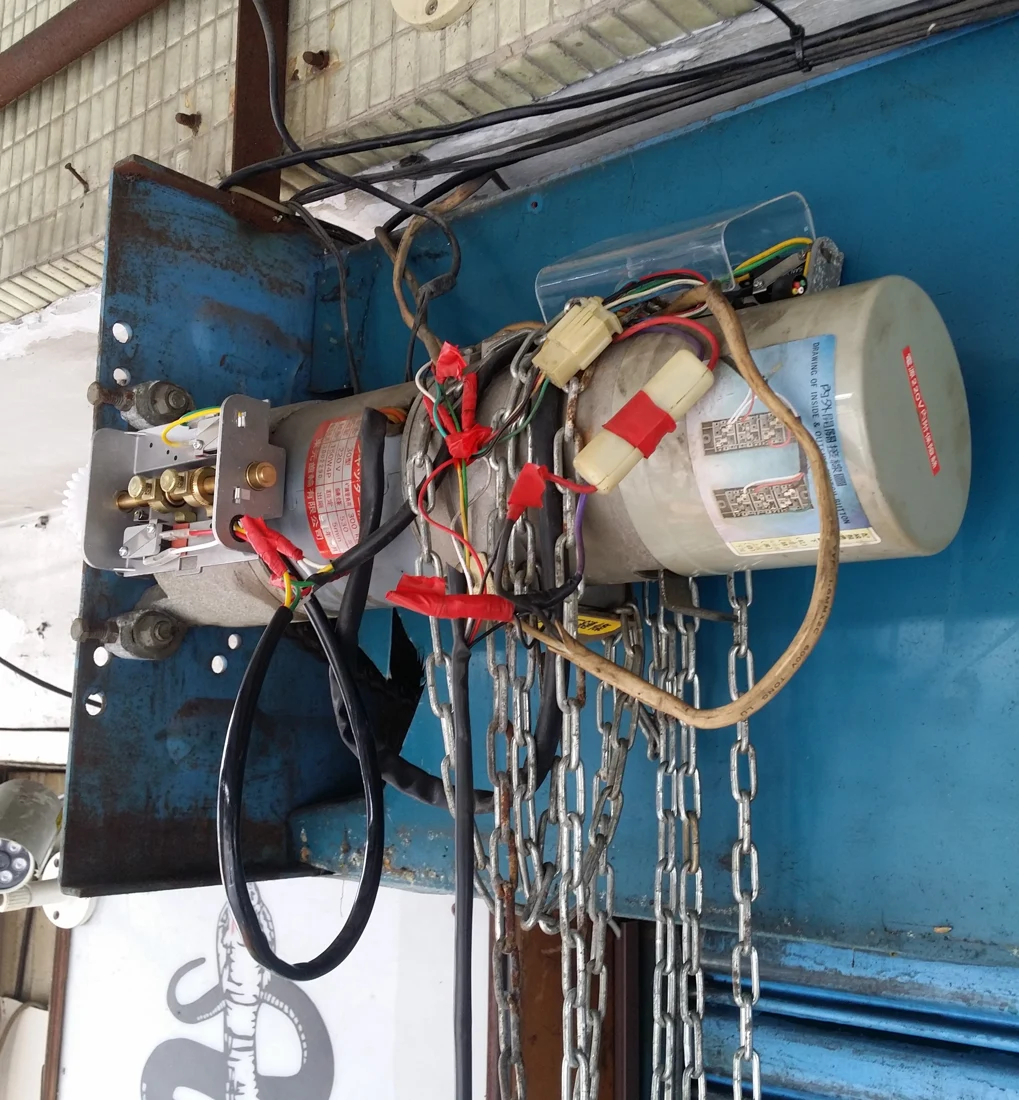Motor cửa cuốn trượt hành trình, chạy quá và hoạt động nhưng cửa không chạy
