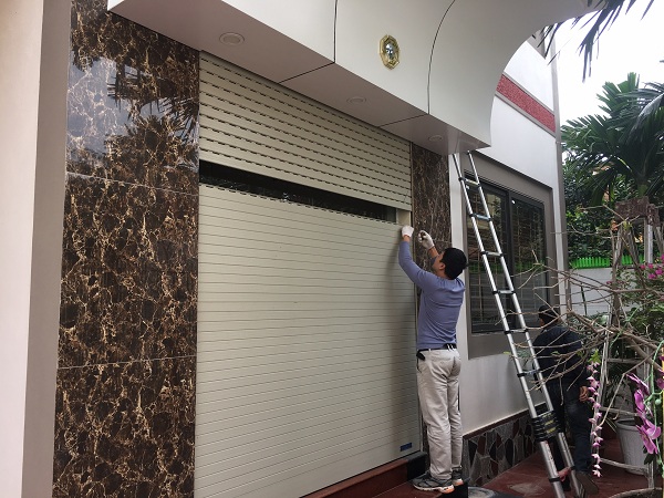 Lắp đặt cửa cuốn uy tín giá rẻ