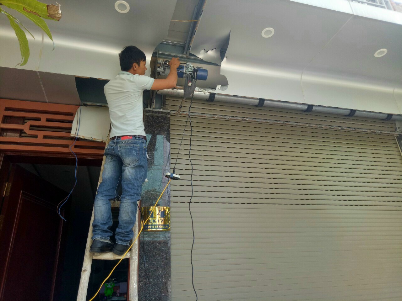 Sửa Chữa Cửa Cuốn 24/7 Tại Vinh Nghệ An 0961 585 578